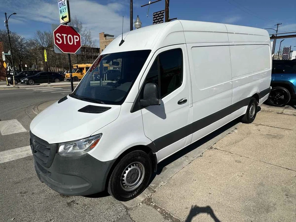2021 Mercedes-Benz VS30 Sprinter - Image 3 of 21