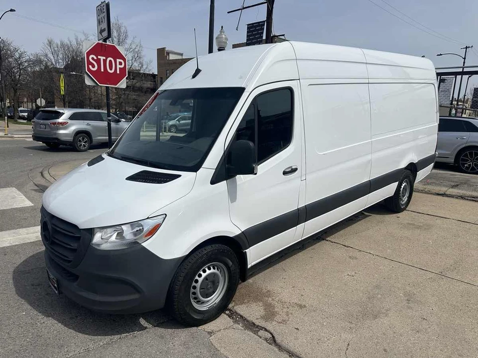 2021 Mercedes-Benz VS30 Sprinter - Image 3 of 21