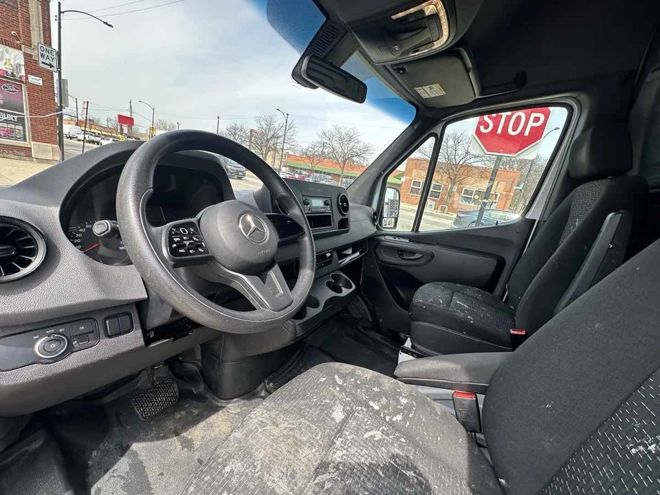 2021 Mercedes-Benz VS30 Sprinter - Image 20 of 21