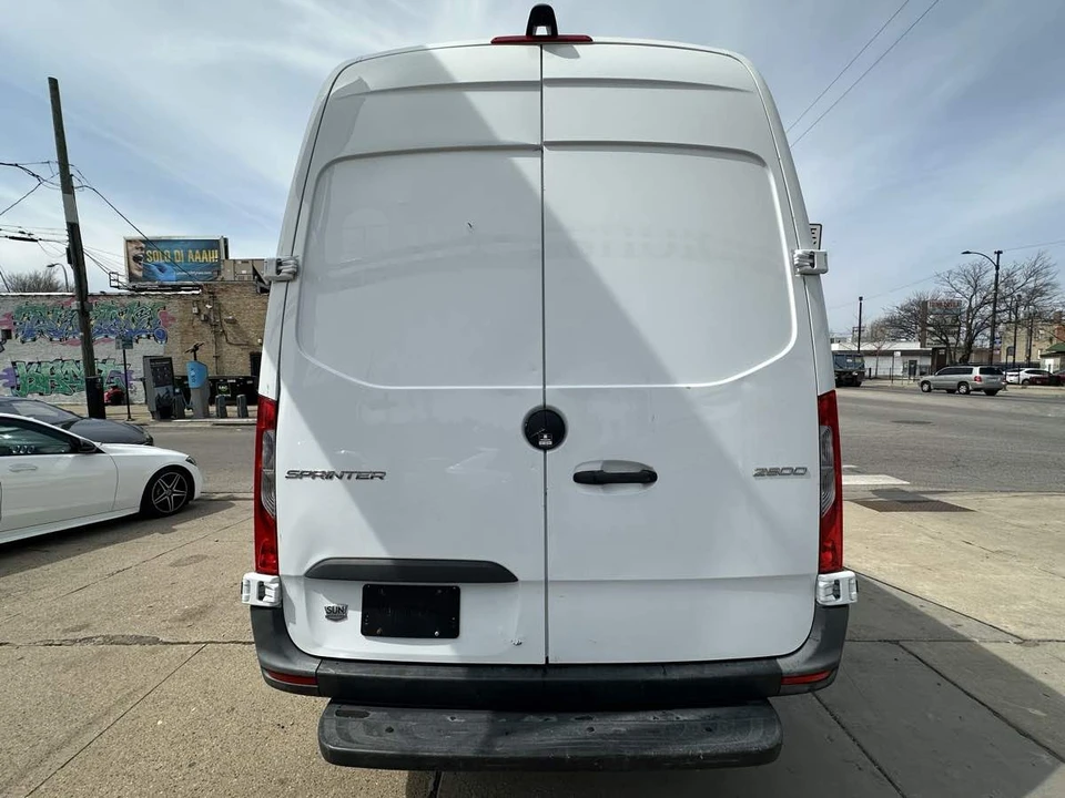 2021 Mercedes-Benz VS30 Sprinter - Image 7 of 21