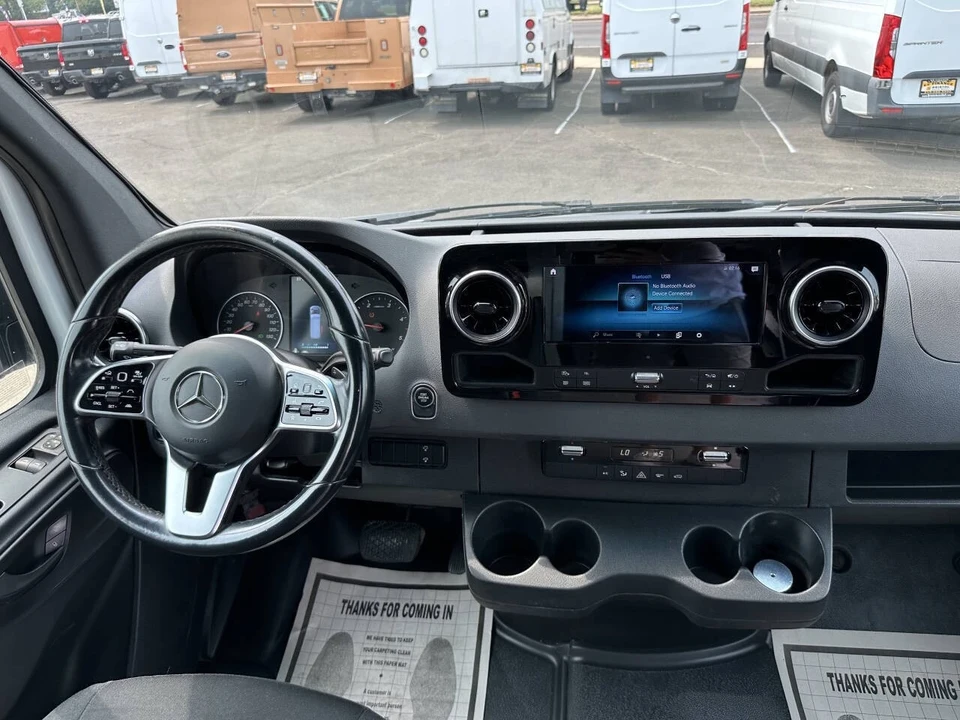 2021 Mercedes-Benz VS30 Sprinter - Image 15 of 21