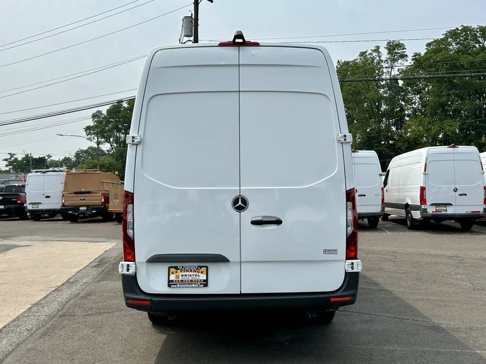 2021 Mercedes-Benz VS30 Sprinter - Image 4 of 21