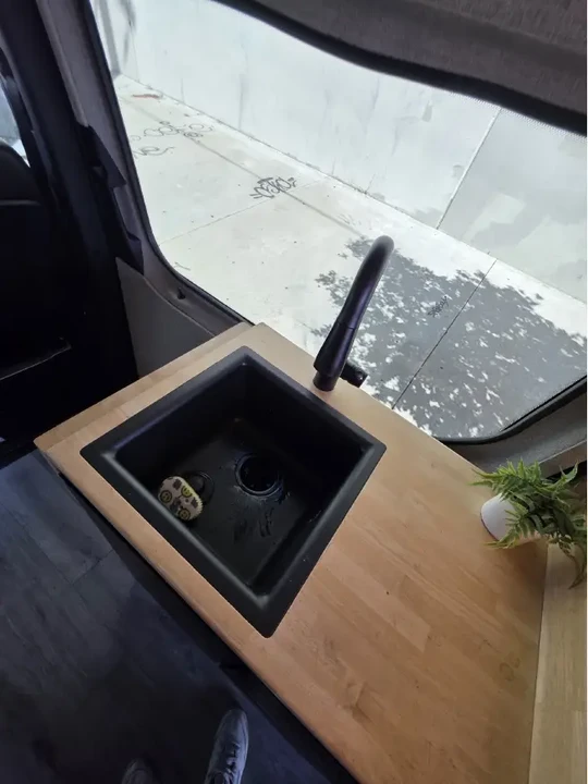 2021 Mercedes-Benz VS30 Sprinter - Image 18 of 20