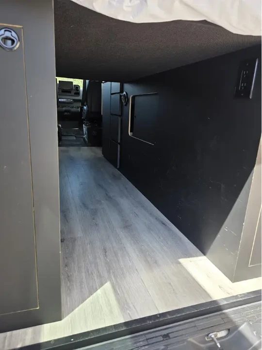 2021 Mercedes-Benz VS30 Sprinter - Image 17 of 20