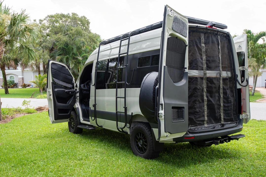 2021 Mercedes-Benz VS30 Sprinter - Image 8 of 31