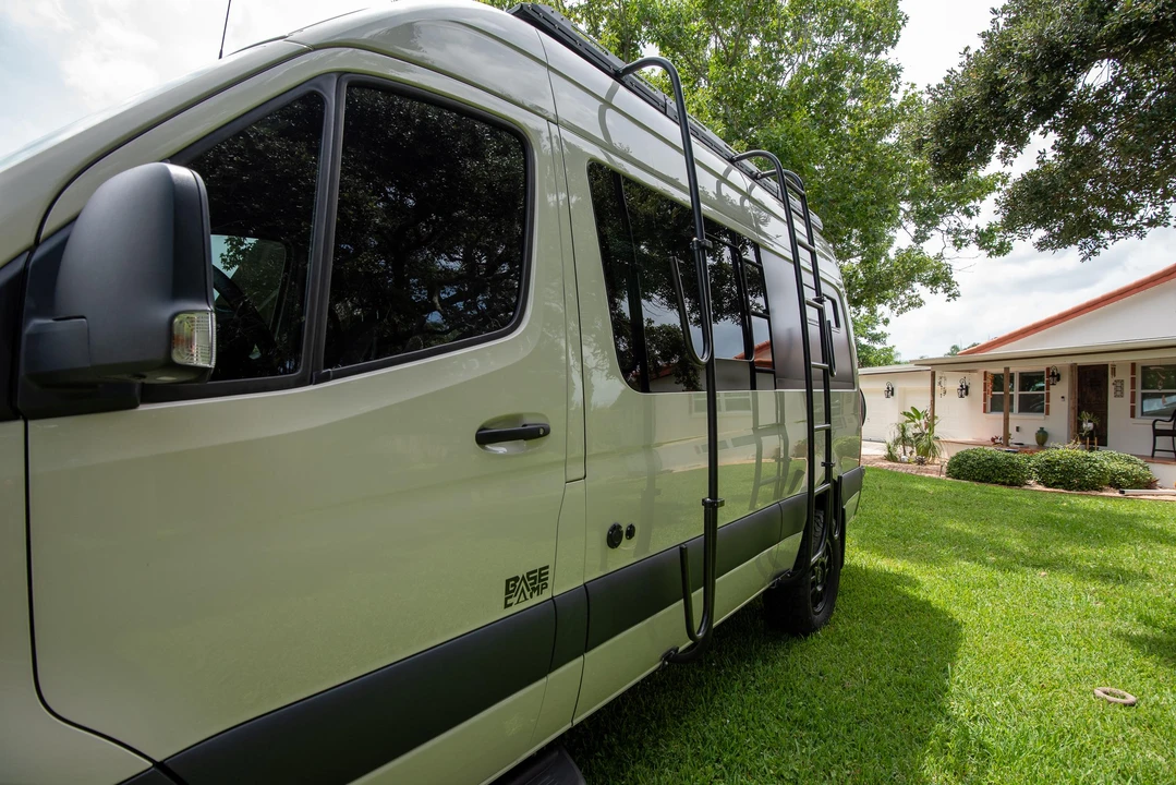 2021 Mercedes-Benz VS30 Sprinter - Image 18 of 31