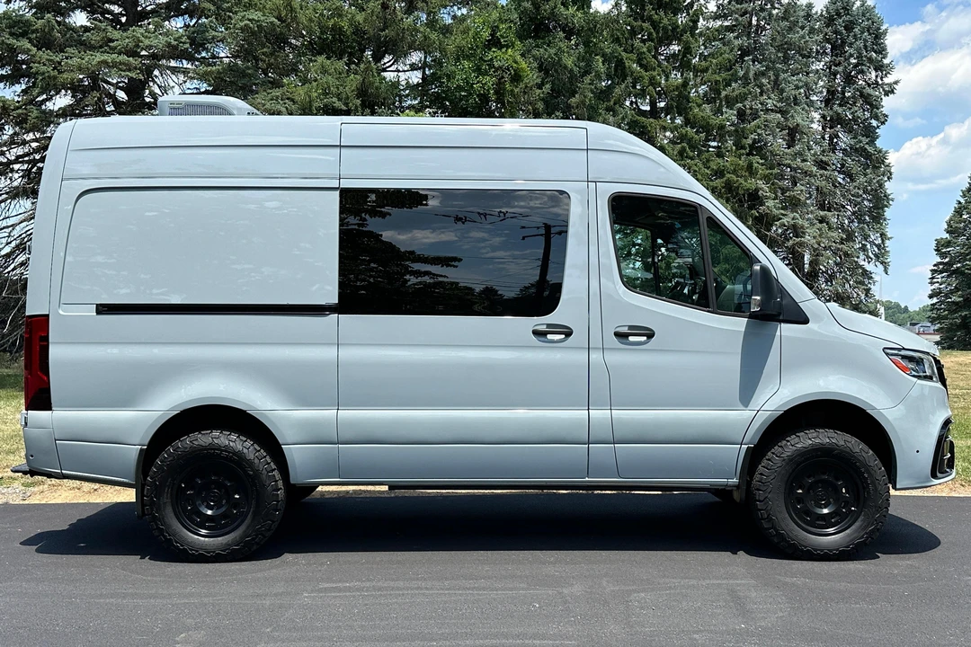 2021 Mercedes-Benz VS30 Sprinter - Image 4 of 31