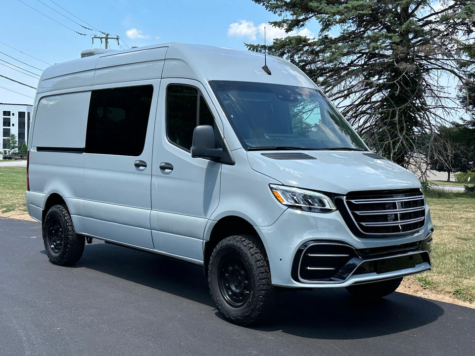 2021 Mercedes-Benz VS30 Sprinter - Image 10 of 31