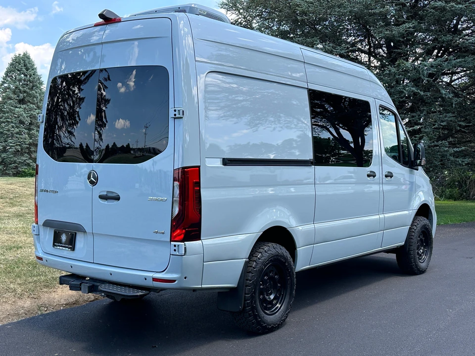 2021 Mercedes-Benz VS30 Sprinter - Image 9 of 31