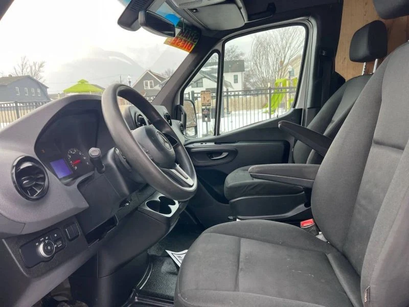 2021 Mercedes-Benz VS30 Sprinter - Image 10 of 12