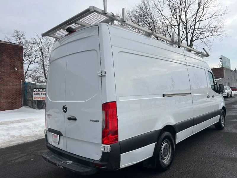 2021 Mercedes-Benz VS30 Sprinter - Image 7 of 12