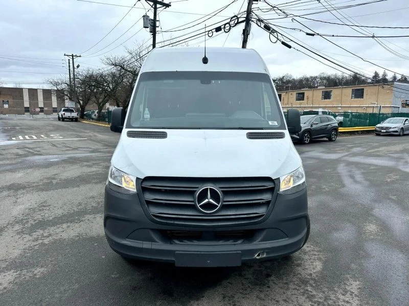 2021 Mercedes-Benz VS30 Sprinter - Image 2 of 12