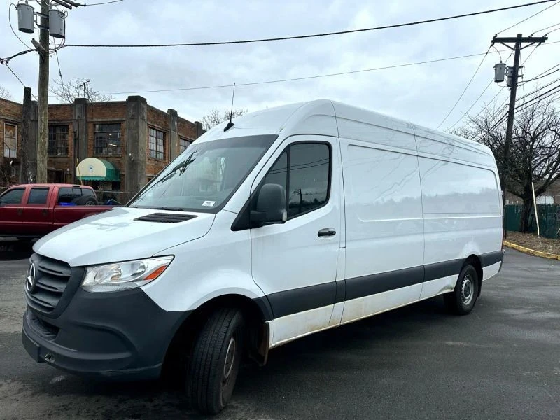 2021 Mercedes-Benz VS30 Sprinter - Image 4 of 12