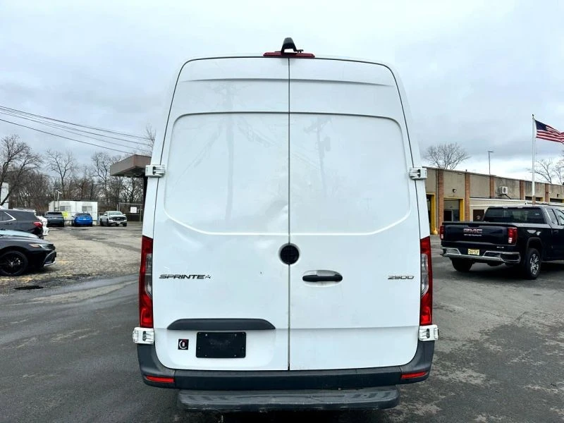 2021 Mercedes-Benz VS30 Sprinter - Image 7 of 12