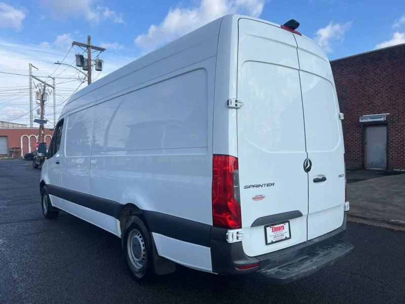 2021 Mercedes-Benz VS30 Sprinter - Image 7 of 12