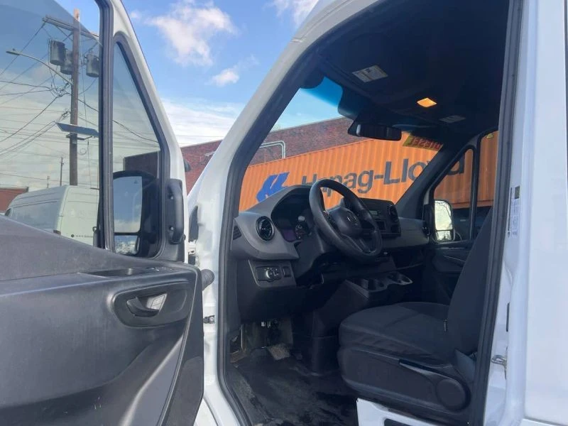 2021 Mercedes-Benz VS30 Sprinter - Image 11 of 12
