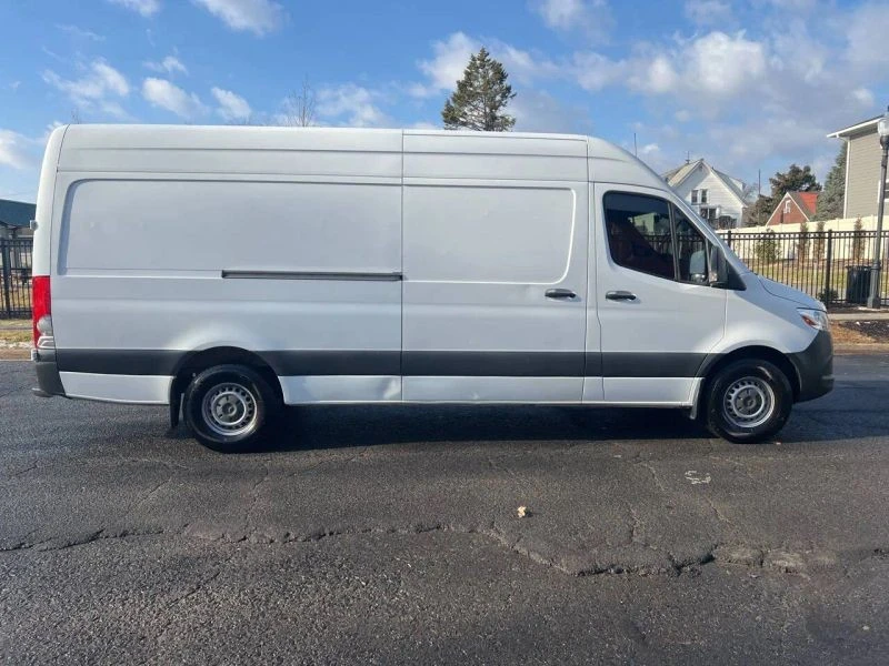 2021 Mercedes-Benz VS30 Sprinter - Image 4 of 12