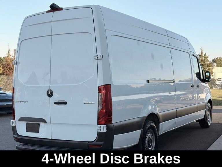 2021 Mercedes-Benz VS30 Sprinter - Image 4 of 16