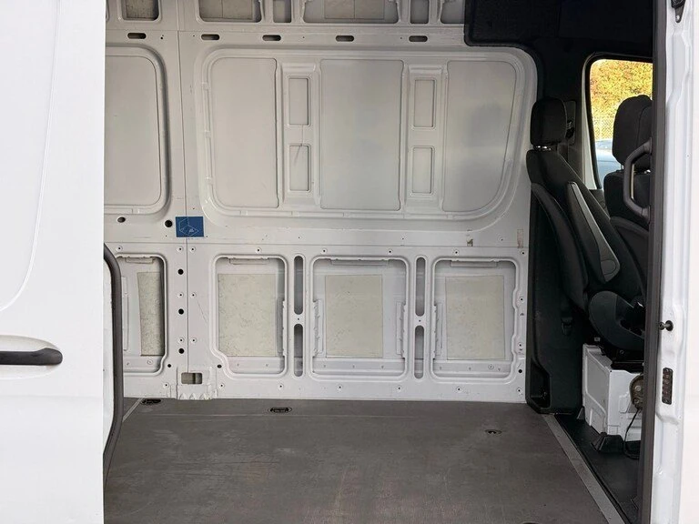 2021 Mercedes-Benz VS30 Sprinter - Image 13 of 16