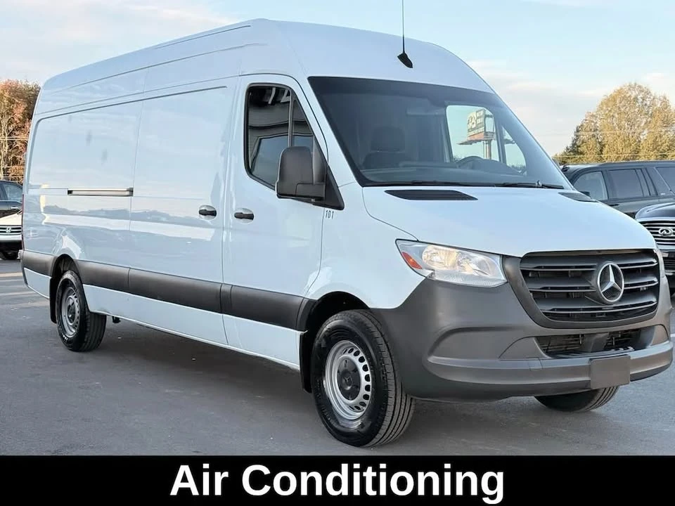 2021 Mercedes-Benz VS30 Sprinter - Image 2 of 16