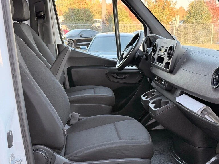 2021 Mercedes-Benz VS30 Sprinter - Image 15 of 16