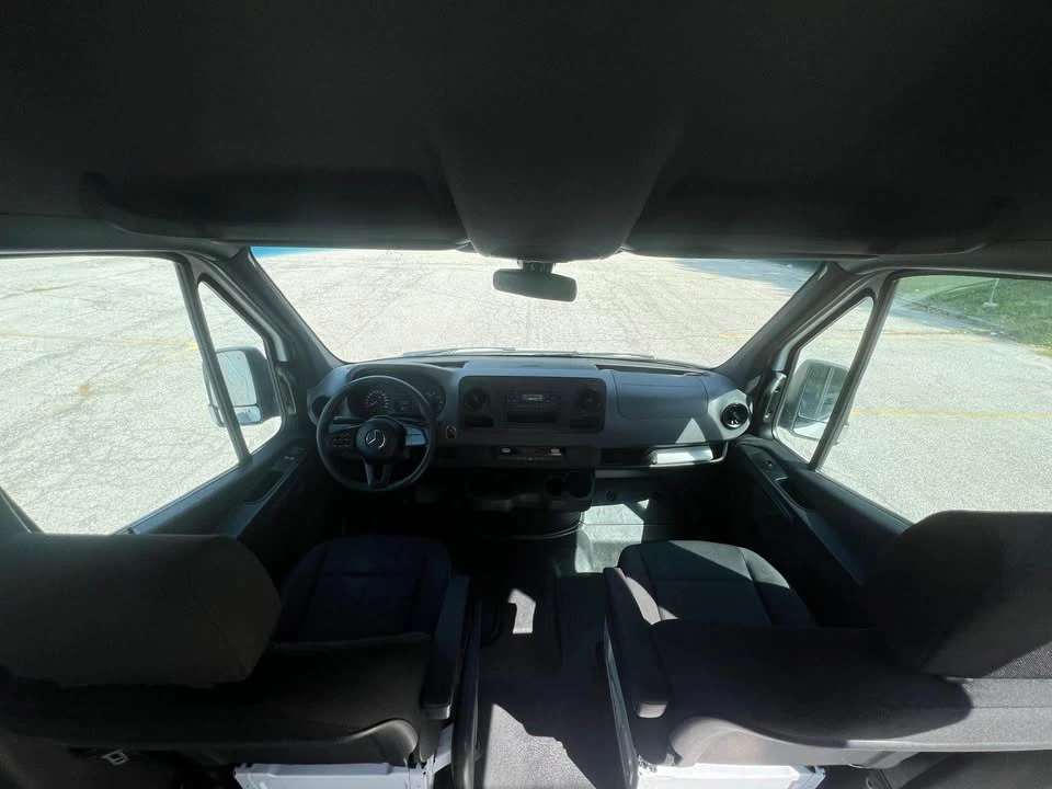 2021 Mercedes-Benz VS30 Sprinter - Image 11 of 13