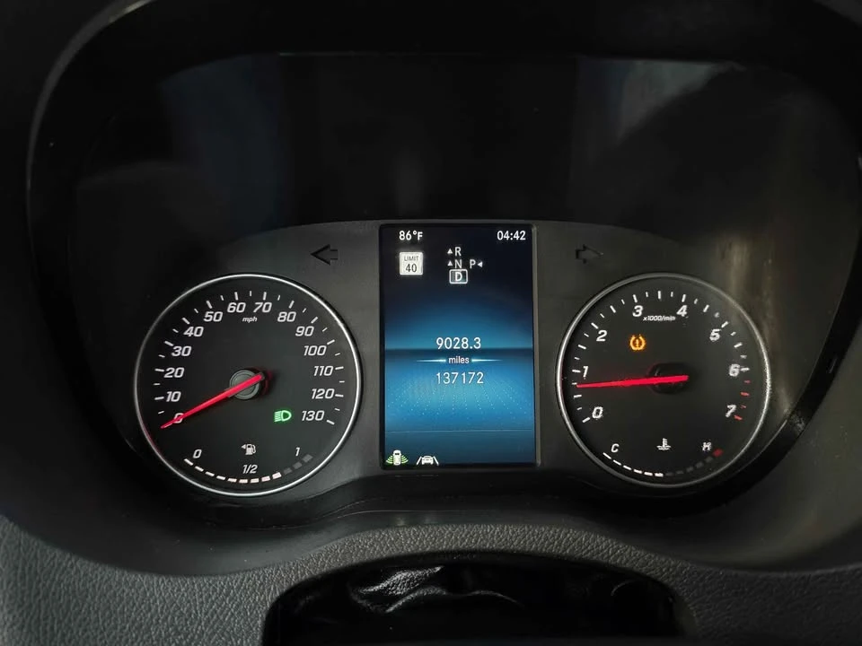 2021 Mercedes-Benz VS30 Sprinter - Image 4 of 18
