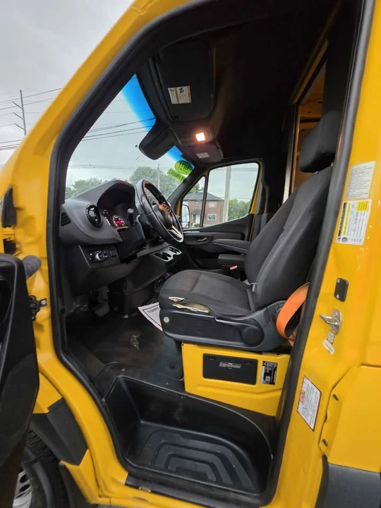 2021 Mercedes-Benz VS30 Sprinter - Image 12 of 18