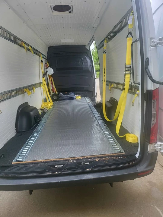 2021 Mercedes-Benz VS30 Sprinter - Image 2 of 10