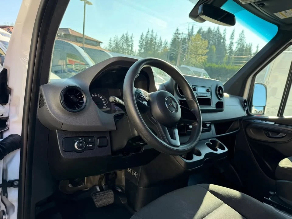 2021 Mercedes-Benz VS30 Sprinter - Image 17 of 20