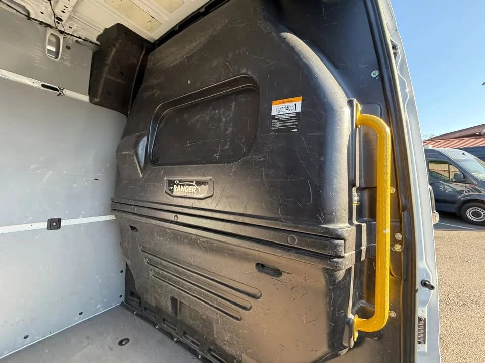 2021 Mercedes-Benz VS30 Sprinter - Image 10 of 20