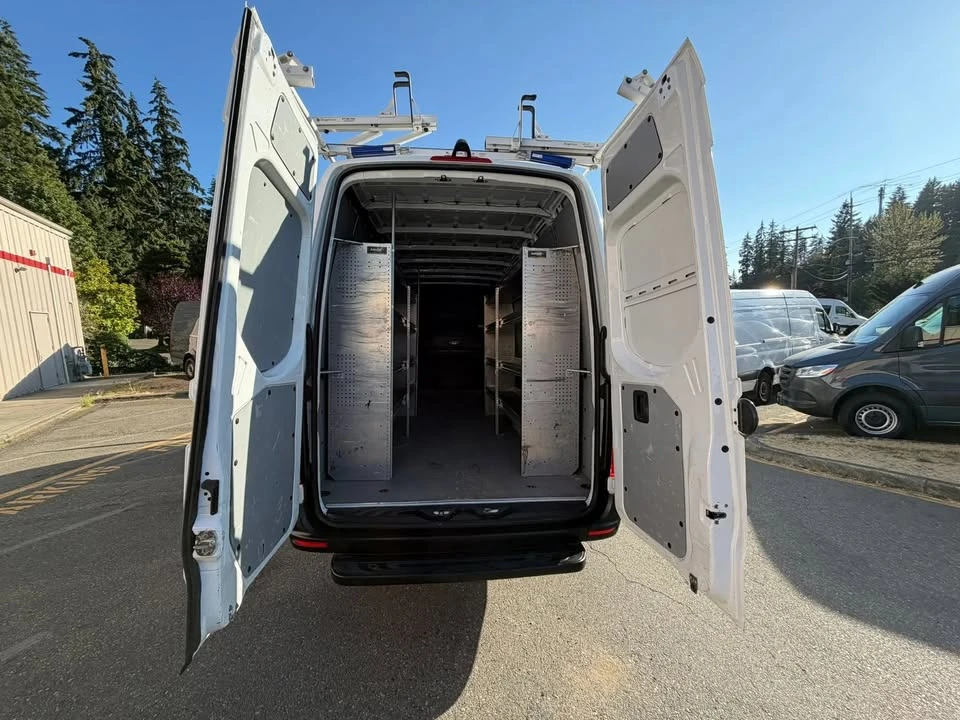 2021 Mercedes-Benz VS30 Sprinter - Image 11 of 20