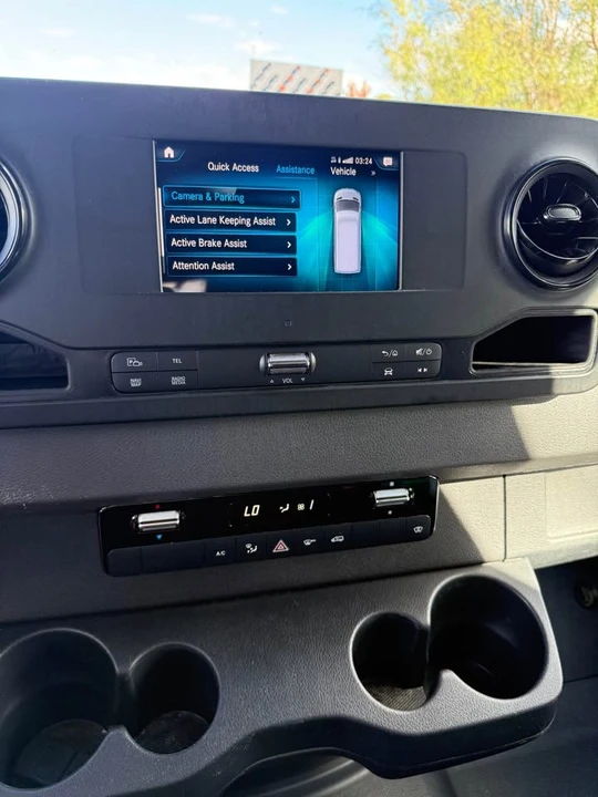 2021 Mercedes-Benz VS30 Sprinter - Image 6 of 17