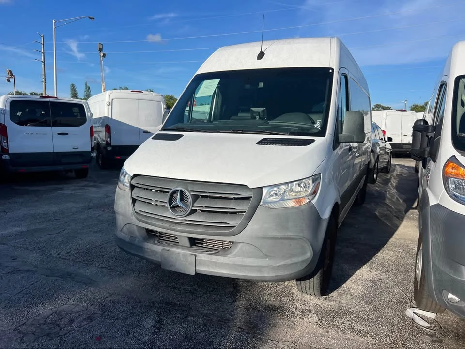 2021 Mercedes-Benz VS30 Sprinter - Image 3 of 20