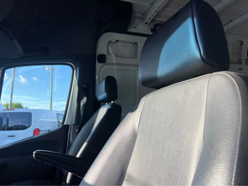 2021 Mercedes-Benz VS30 Sprinter - Image 12 of 20