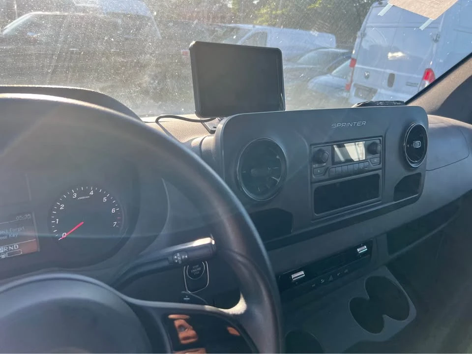 2021 Mercedes-Benz VS30 Sprinter - Image 13 of 20