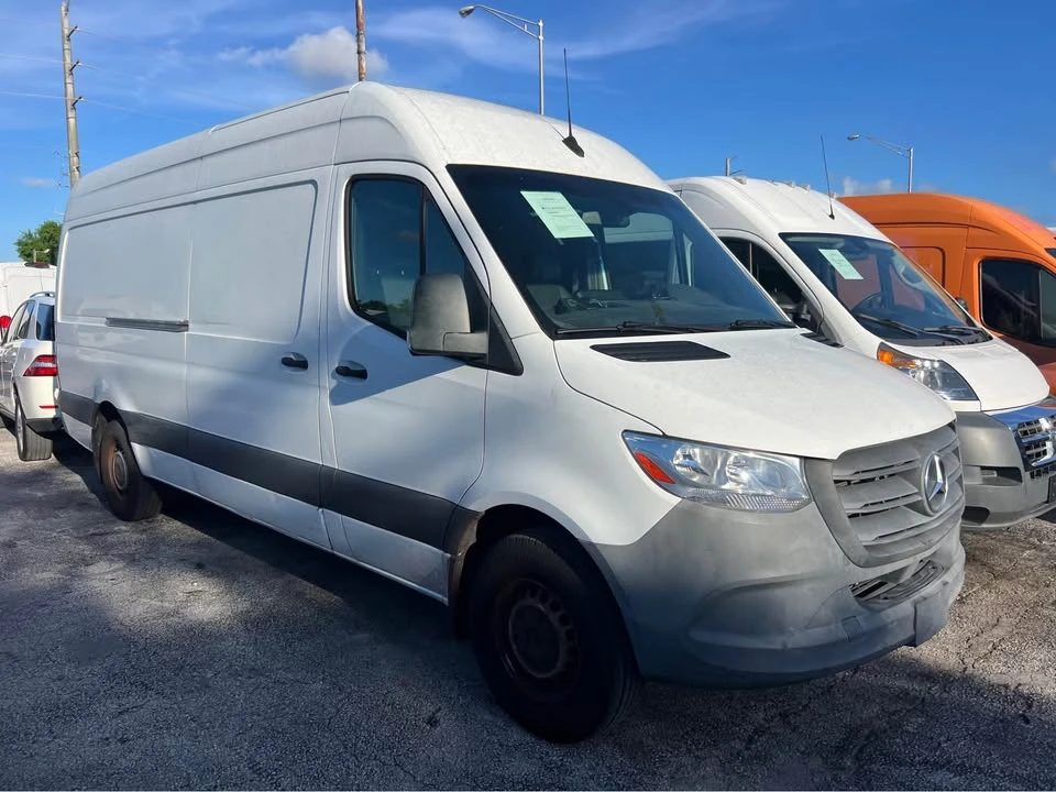 2021 Mercedes-Benz VS30 Sprinter - Image 4 of 20