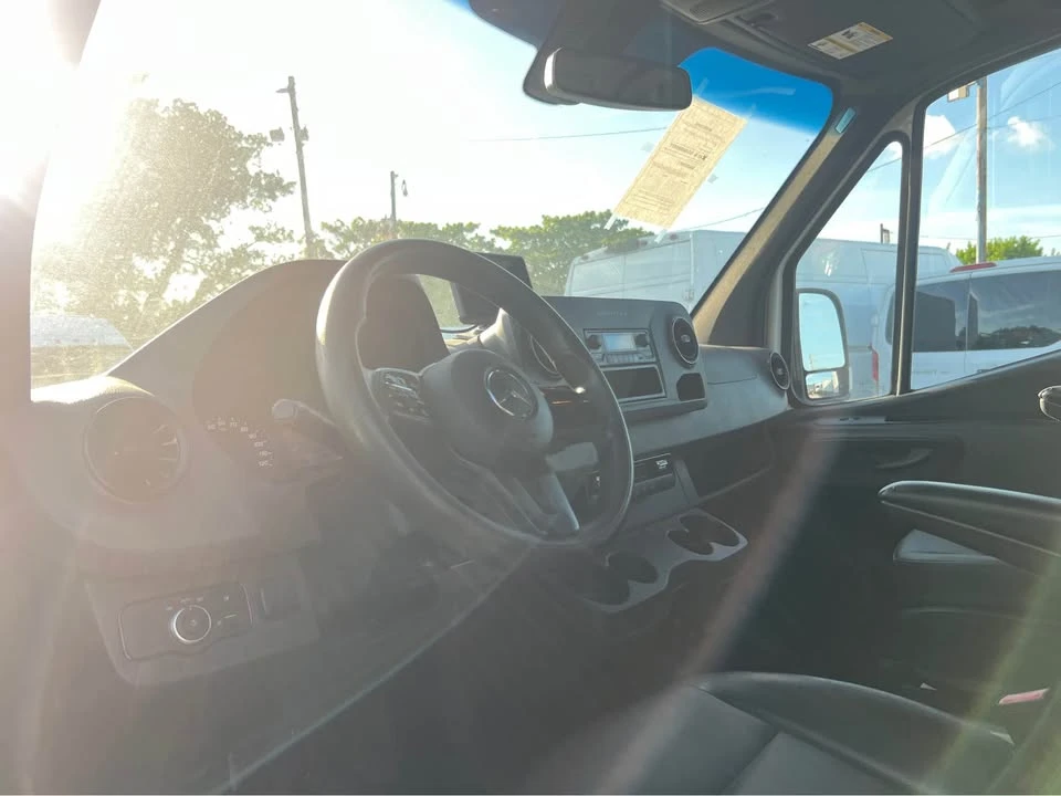 2021 Mercedes-Benz VS30 Sprinter - Image 15 of 20
