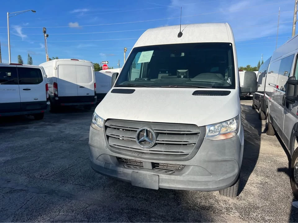 2021 Mercedes-Benz VS30 Sprinter - Image 2 of 20