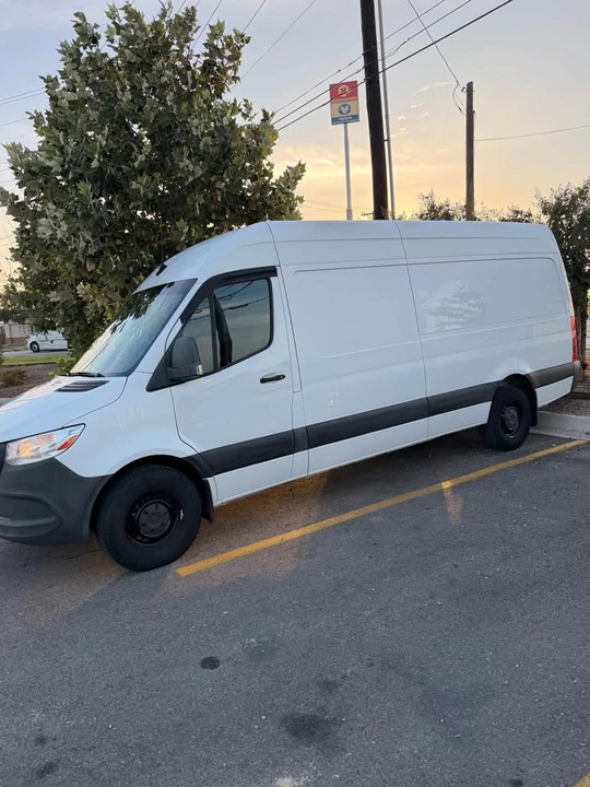 2021 Mercedes-Benz VS30 Sprinter - Image 5 of 6