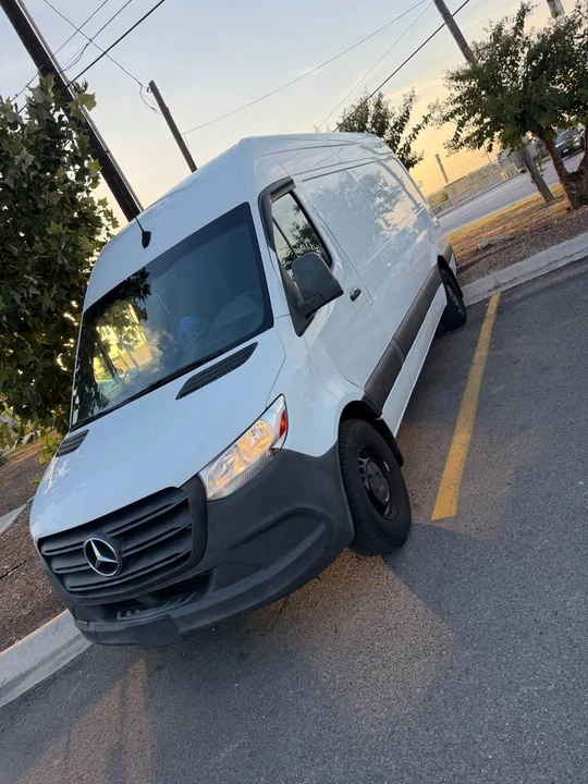 2021 Mercedes-Benz VS30 Sprinter - Image 4 of 6