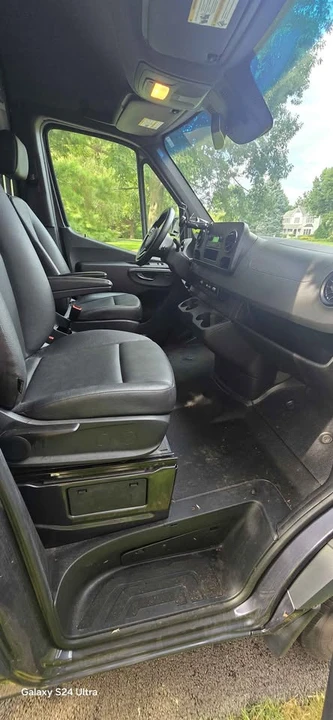 2021 Mercedes-Benz VS30 Sprinter - Image 4 of 11