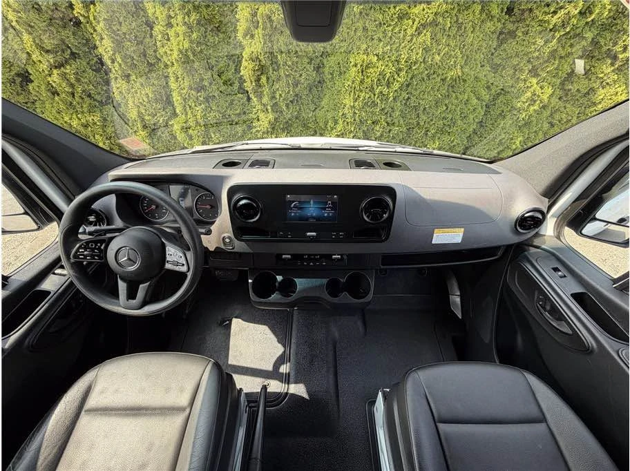 2021 Mercedes-Benz VS30 Sprinter - Image 13 of 15