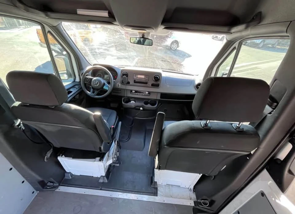 2021 Mercedes-Benz VS30 Sprinter - Image 4 of 7