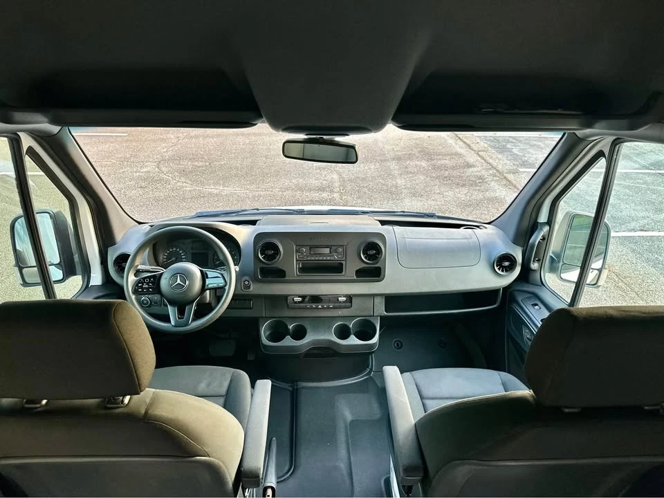 2021 Mercedes-Benz VS30 Sprinter - Image 10 of 17