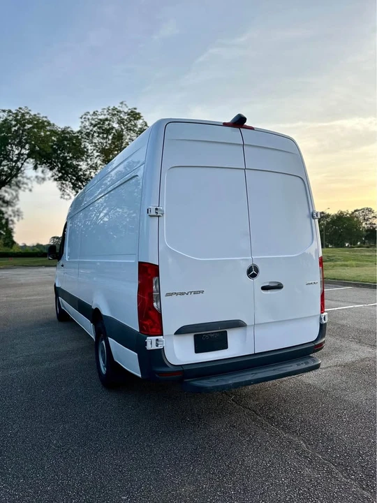 2021 Mercedes-Benz VS30 Sprinter - Image 6 of 17