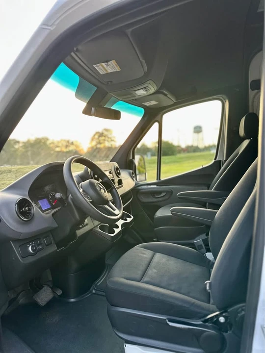 2021 Mercedes-Benz VS30 Sprinter - Image 13 of 17