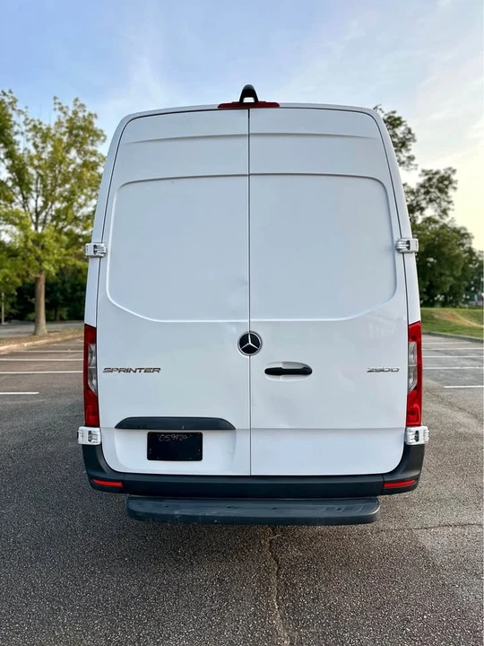 2021 Mercedes-Benz VS30 Sprinter - Image 7 of 17