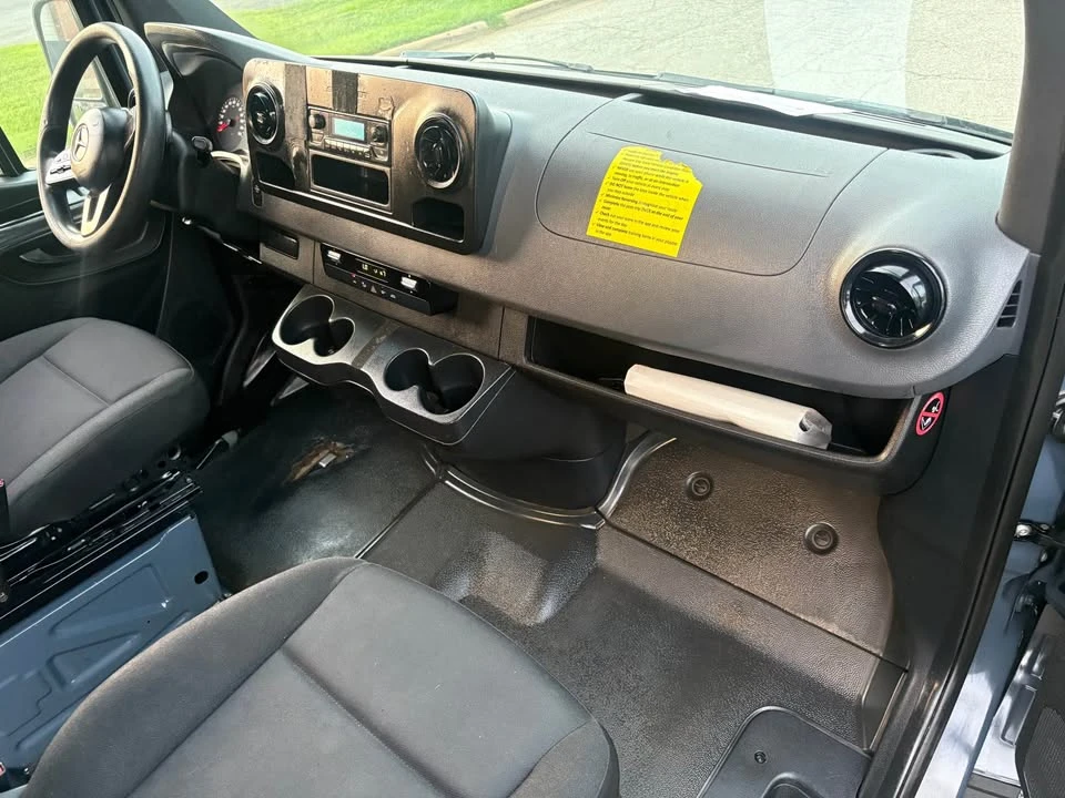 2021 Mercedes-Benz VS30 Sprinter - Image 17 of 19