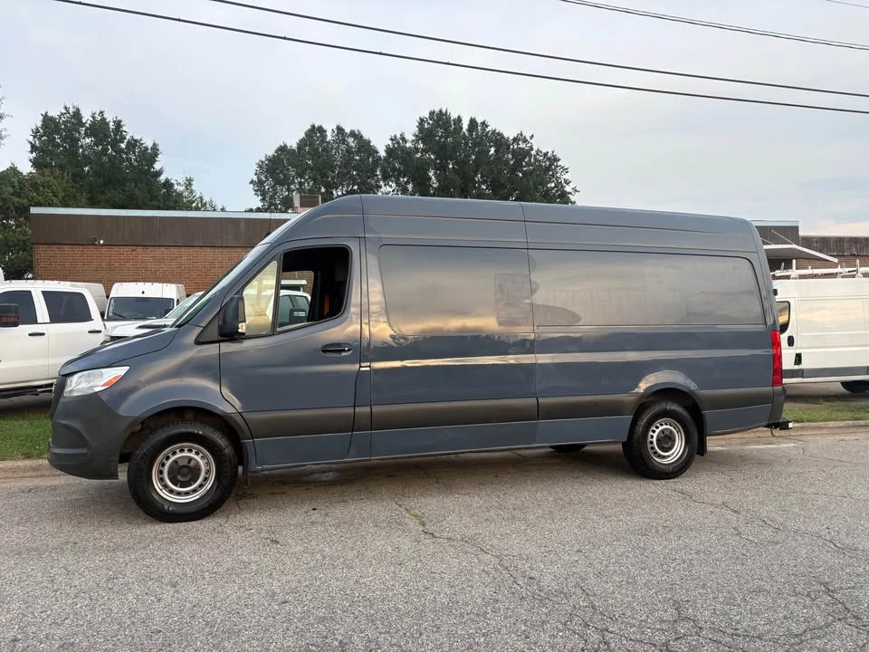 2021 Mercedes-Benz VS30 Sprinter - Image 4 of 19